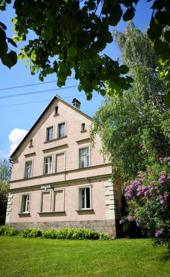 Hotel Pokoje W Starym Mlynie Bad Kudowa Exterior foto